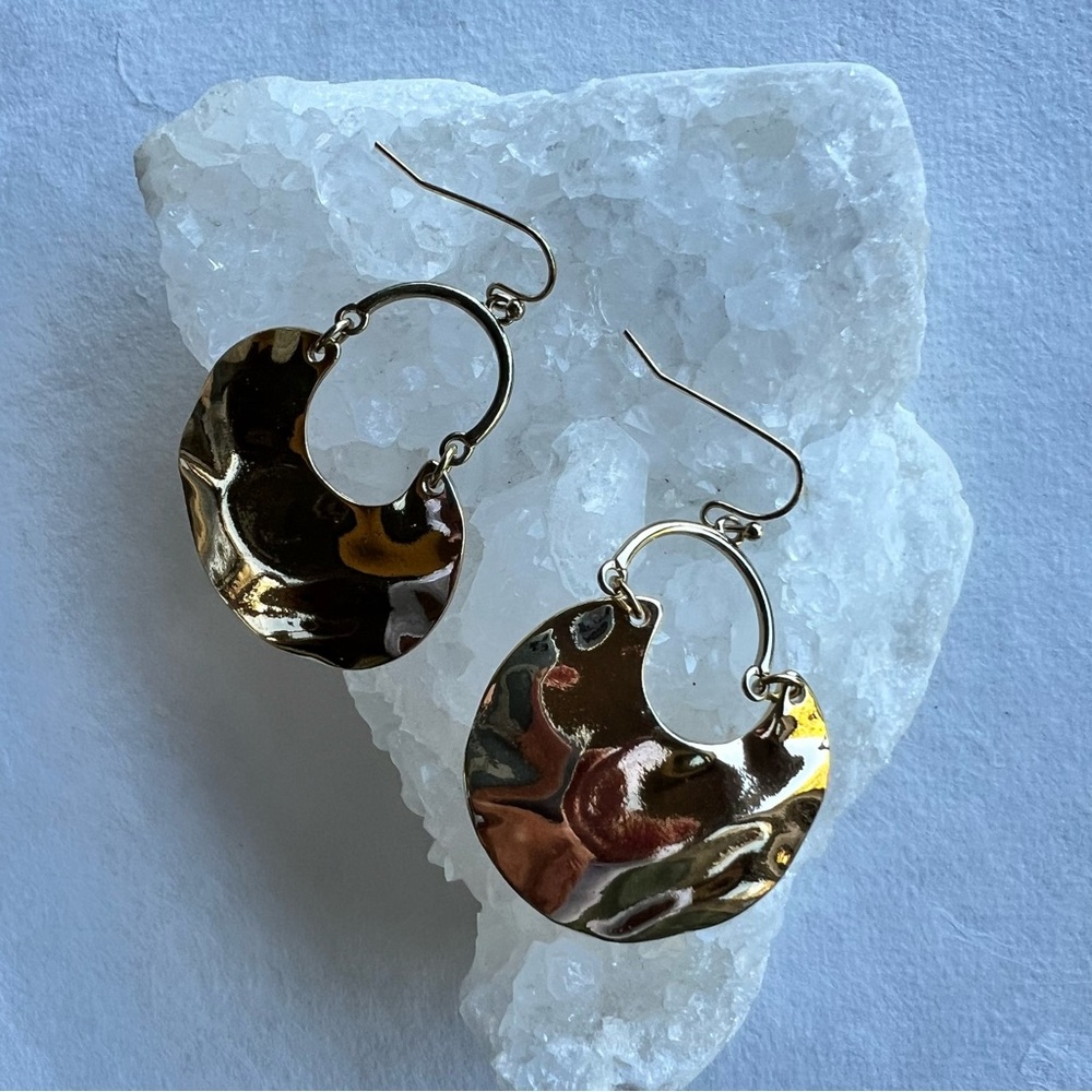 Bronze earrings. Light weight. Beautiful approximately 2 inches in length.